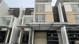 HOT FOR SALE RENT RUMAH THE MOZART SIGNATURE 12X35