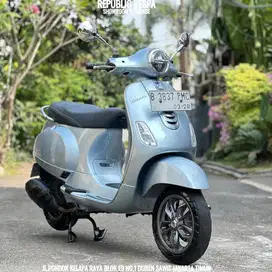 jual cepet Vespa LX 125 IGET LED Th 2023 WARNA GREY DELICATO
