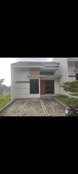 Over Nurah Rumah Bagus di Sukahati Bogor