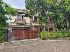 Dijual rumah mewah di Bukit Gading Villa Kelapa Gading -Jakarta Utara