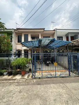 rumah kelapa gading jalan lebar hadap utara