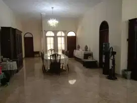 Dijual Cepat Rumah SHM Harga NJOP Bisa di Nego di Setiabudi