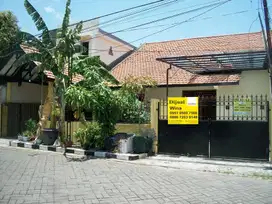 Rumah di Jemur Andayani