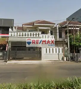 Dijual Rumah Boulevard Galaxi 2lt siap huni di Bekasi Selatan