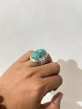 Cincin batu pirus mumbul