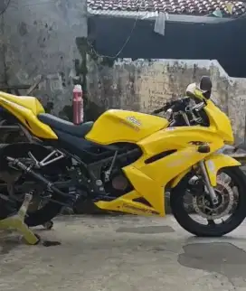 Kawasaki ninja RR 2013 plat A