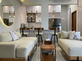 Dijual Rumah Cantik Mewah Full Furnished Siap Huni di Greenwich BSD