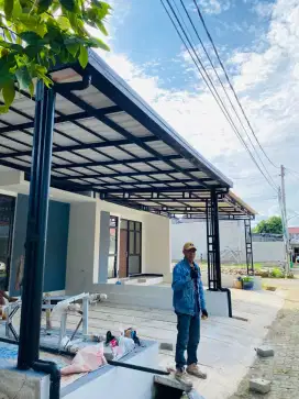 kanopi baja ringan