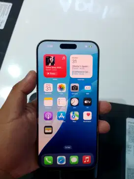 KREDIT HP IPHONE 16 PRO MAX SEGAMPANG ITU HANYA DI HOME KREDIT BUNGA0%