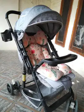 Preloved stroller Babydoes Olla R+