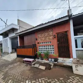 Rumah Full Renovasi di Griya Bukit Jaya 2