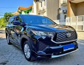 Toyota Innova Zenix V Hybrid Modelista