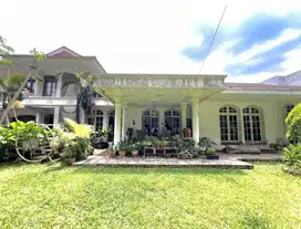 Rumah Mewah di Kayu Putih Pulomas