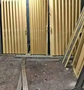Pintu folding gate