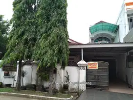 Disewakan Rumah Bagus dan Terawat Komplek Poligon Palembang