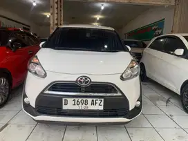 Toyota Sienta G 1.5 AT 2017