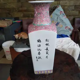 Guci Jepang bekas