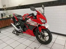 Honda cbr 2015 mesin halus pajak on
