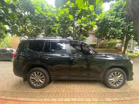Land Cruiser VXR 300 2023