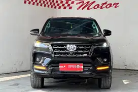 Toyota Fortuner VRZ GR Sport 2.8 AT 2023