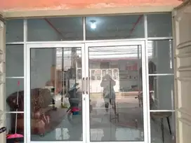 Pintu Geser Kaca + Kusen Aluminium | Partisi Kaca Depan Ruko/Toko