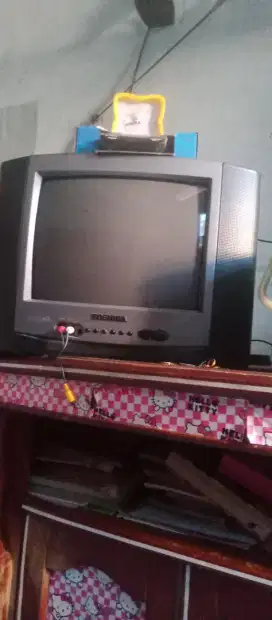 Tv tabung 14 in sama stop box