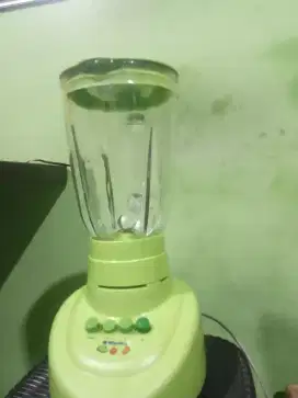 Blender Miyako warna hijau