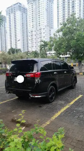 TOYOTA VENTURER 2.0 AT 2020