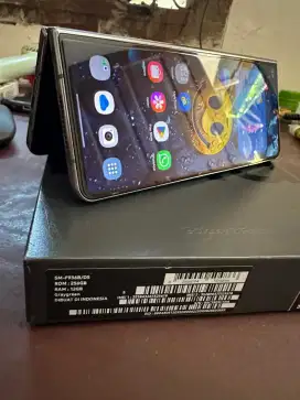 Samsung z fold4 12/256