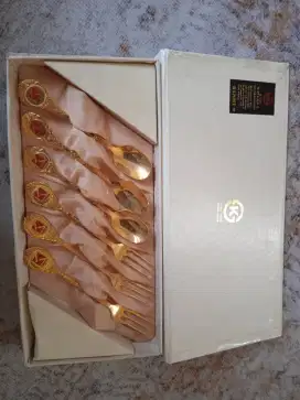 Souvenir Korea Gold Plated
