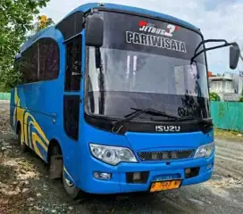 Isuzu NKR 55L Medium Bus Jetbus 2 New Armada