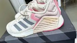 Jual sepatu Fitnes Cewe Adid4s