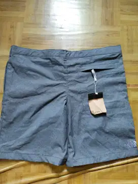 Celana pendek the north face