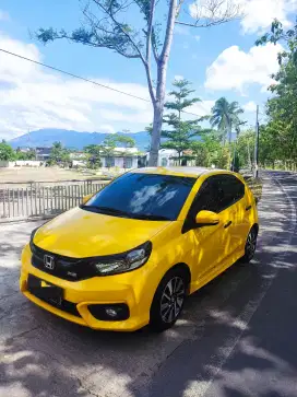 BRIO RS CVT 2019