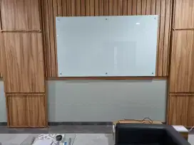 Glassboard termurah / Papan Tulis Kaca kantor / sekolah