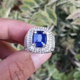 Natural Blue Sapphire Srilanka 2.04 crt