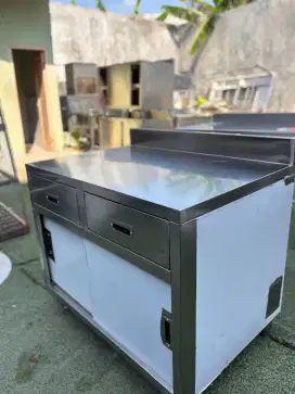 Meja stainless kabinet laci