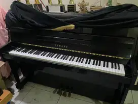 Piano yamaha LU 110 CPE