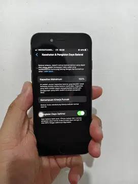 iphone 8 64gb hitam