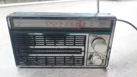 Radio jadul antik