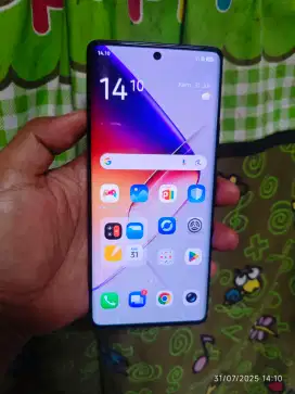 Infinix Note 40 pro 4G 8/256 istimewa nominus