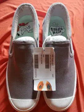 sepatu hush puppies