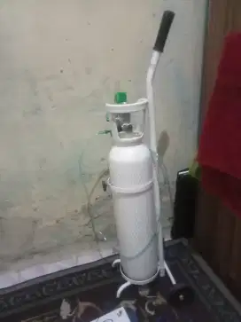 Alat pernapasan tabung oksigen