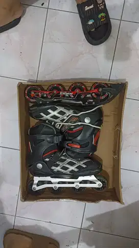 Sepatu Roda Inline Skates Mondial CRK5