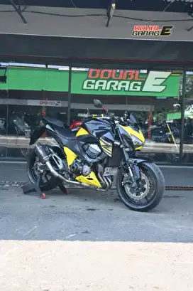 KAWASAKI Z800 KUNING 2013 WARNA LANGKA