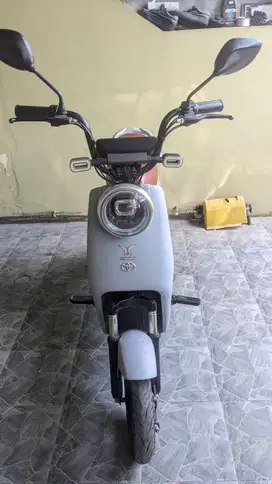 Sepeda Listrik Uwinfly DF8 tahun 2023