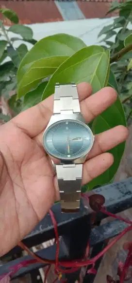 Dijuall jam tangan RICOH secound