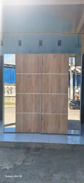 Lemari Sleding Informa Uk.200x210x60