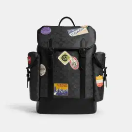 COACH- HITCH BACKPACK IN SIGNATURE CANVAS