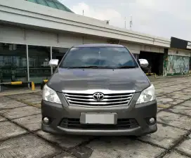 TOYOTA Grand Innova G 2.5 AT Diesel 2012 UM 15 jt
